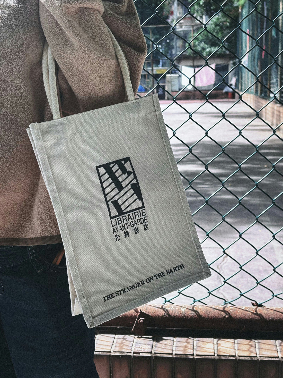 Corporate Gift Apparel in Irvine and Orange County | Merchcraft